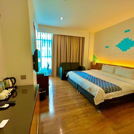New World Express Motel Bintulu Zewnętrze zdjęcie