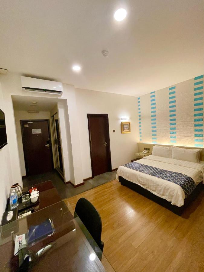 New World Express Motel Bintulu Zewnętrze zdjęcie
