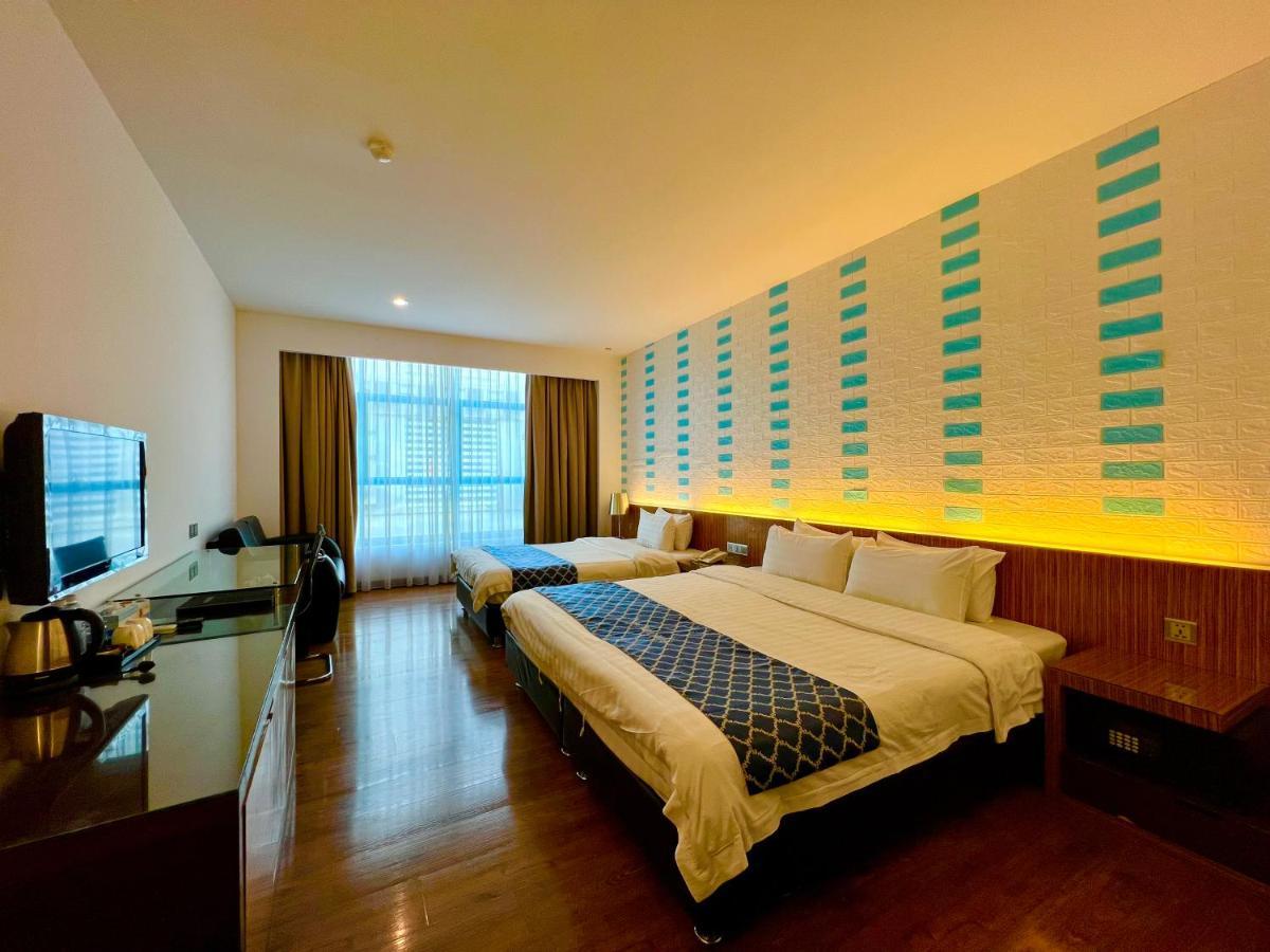 New World Express Motel Bintulu Zewnętrze zdjęcie