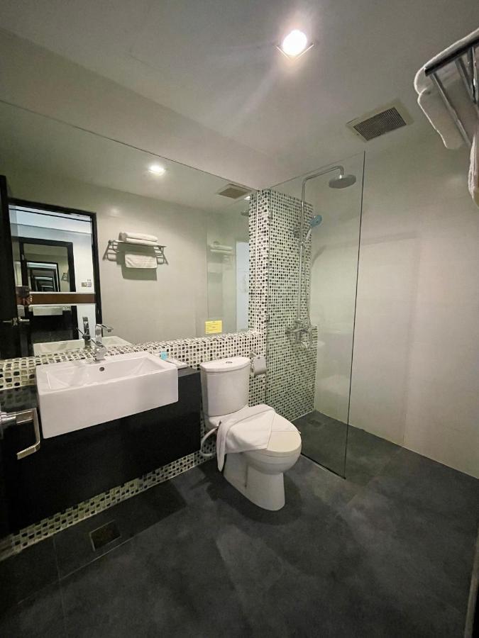 New World Express Motel Bintulu Zewnętrze zdjęcie