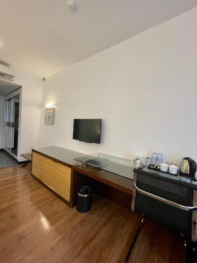 New World Express Motel Bintulu Zewnętrze zdjęcie