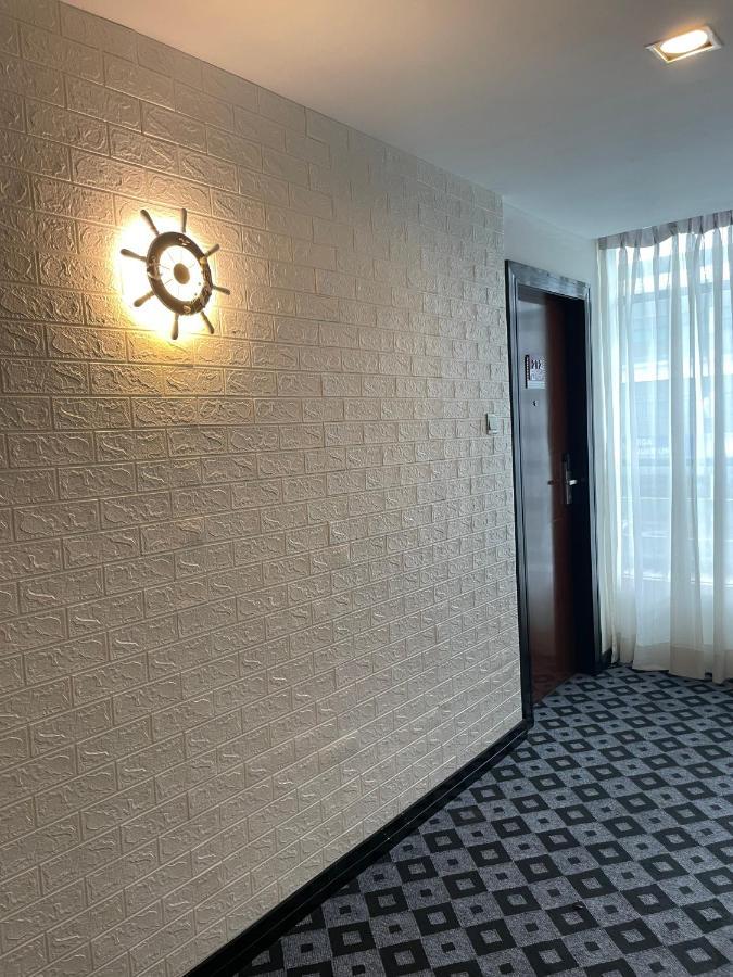 New World Express Motel Bintulu Zewnętrze zdjęcie