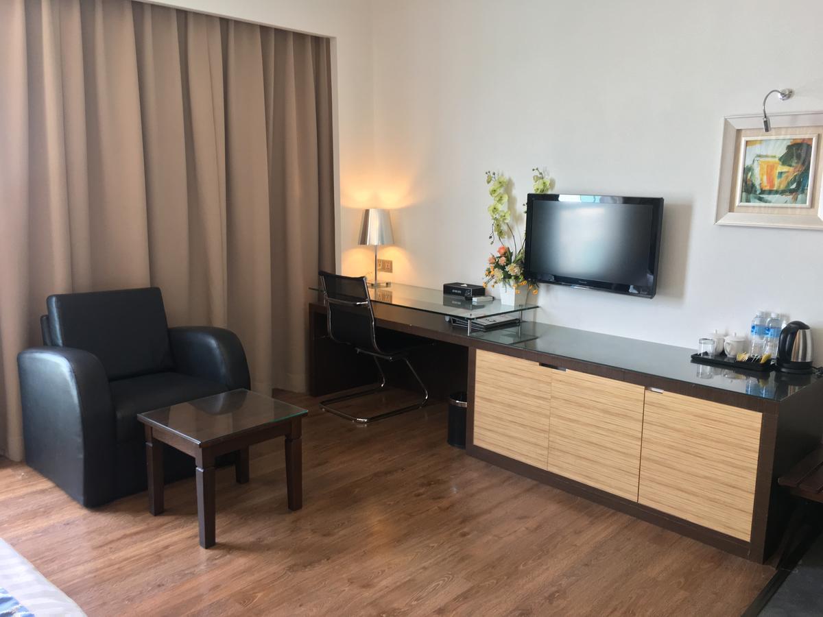 New World Express Motel Bintulu Zewnętrze zdjęcie